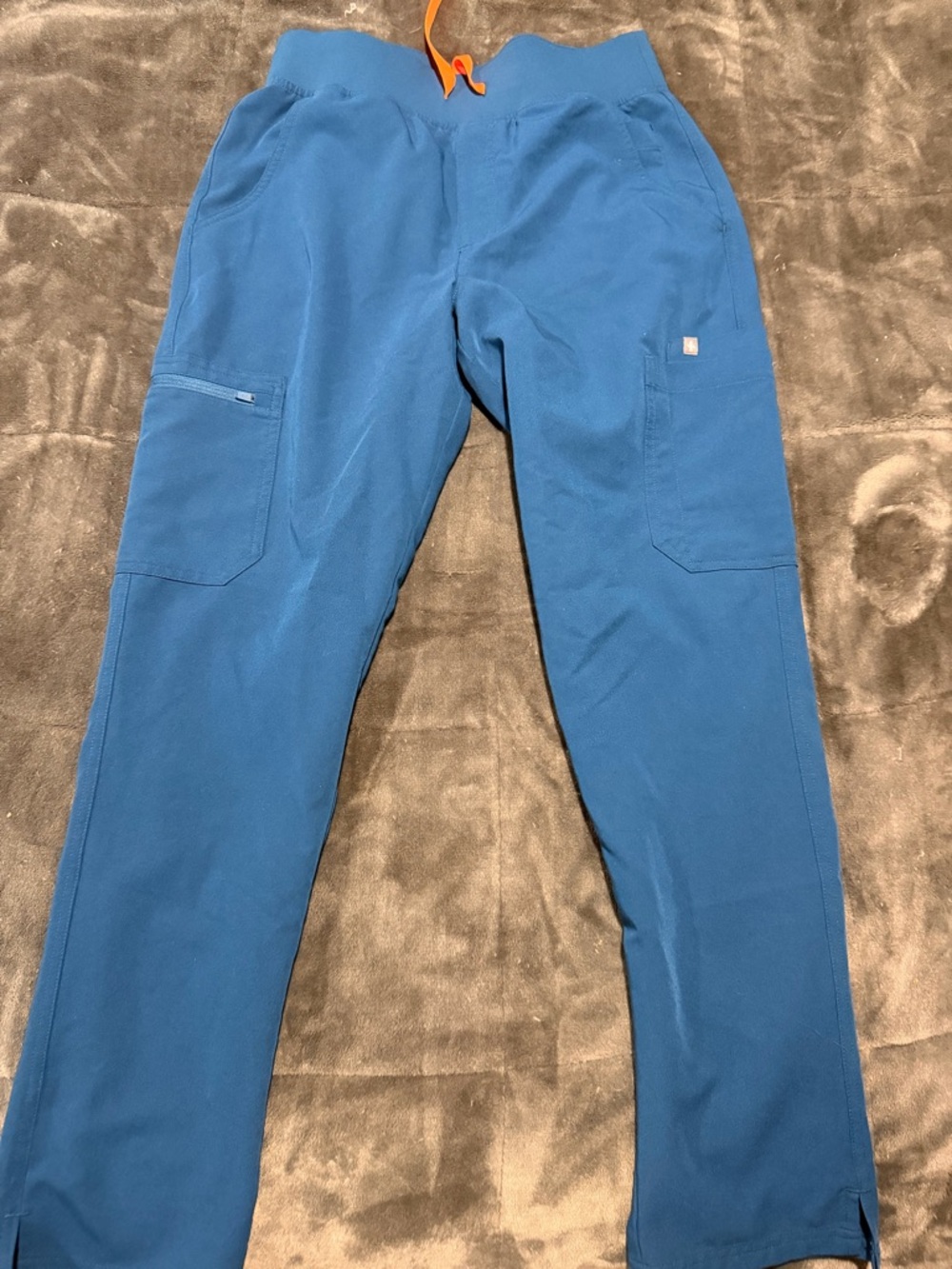 FIGS Women’s M Scrub Pants- Deep Reef Color, straight leg